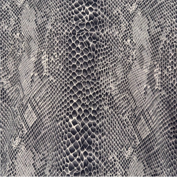 Neutral Snakeskin Top Animal Print, Stretchy Small, Y2K Streetwear, Gray Tan - Picture 7 of 7